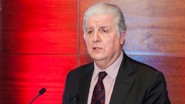 Professor Doutor António Vaz Carneiro